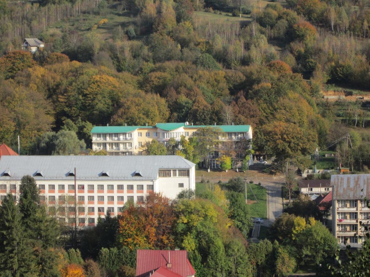 Готель Поляна Квеле Exterior foto